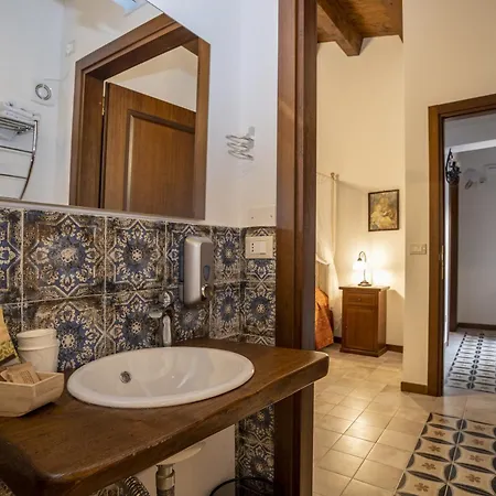 Villa Arcaloro *