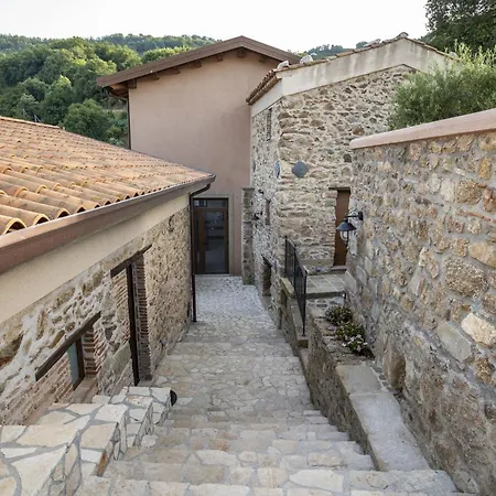 Arcaloro Villa *