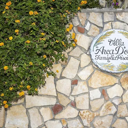 Villa Arcaloro